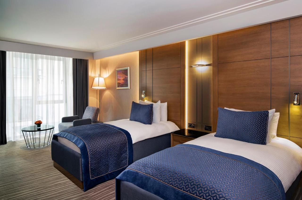 Classic Room Twin Bed,1151551332:JPEG